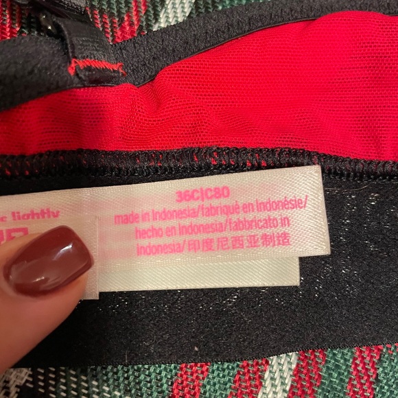 Pink Bra - Picture 3 of 5